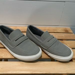 American eagle gray boat shoes.